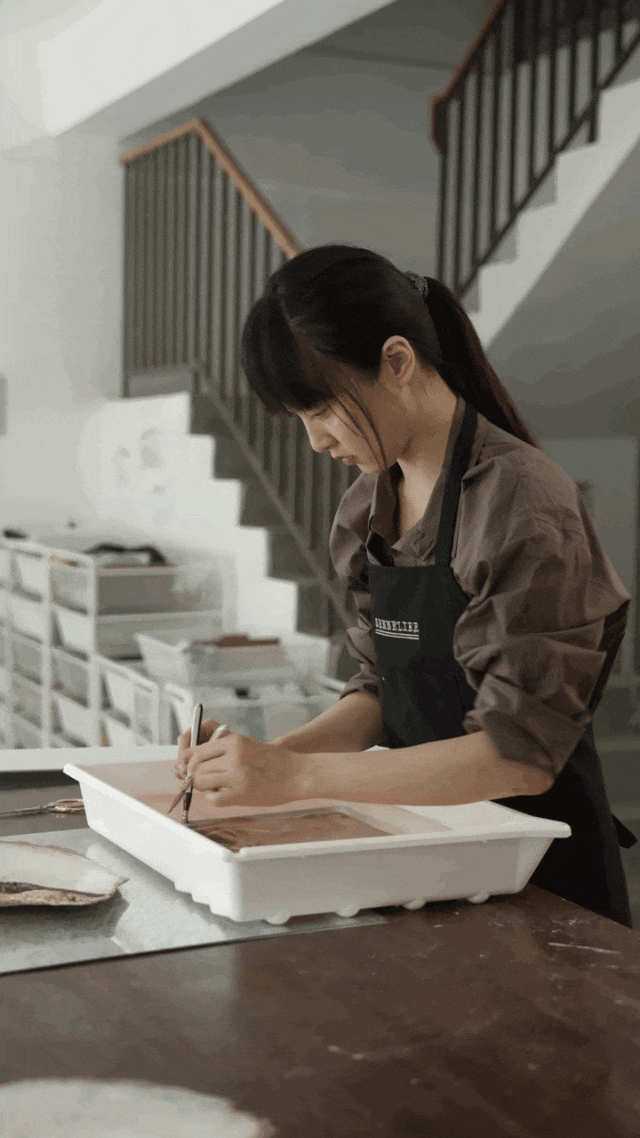 C&ocirc; g&aacute;i 9X sống một m&igrave;nh trong căn nh&agrave; 3 tầng giữa v&ugrave;ng ngoại &ocirc;: Từ bỏ nhiều thứ &ldquo;phải c&oacute;&rdquo;, đổi lại l&agrave; một cuộc sống đủ đầy theo c&aacute;ch ri&ecirc;ng- Ảnh 10.
