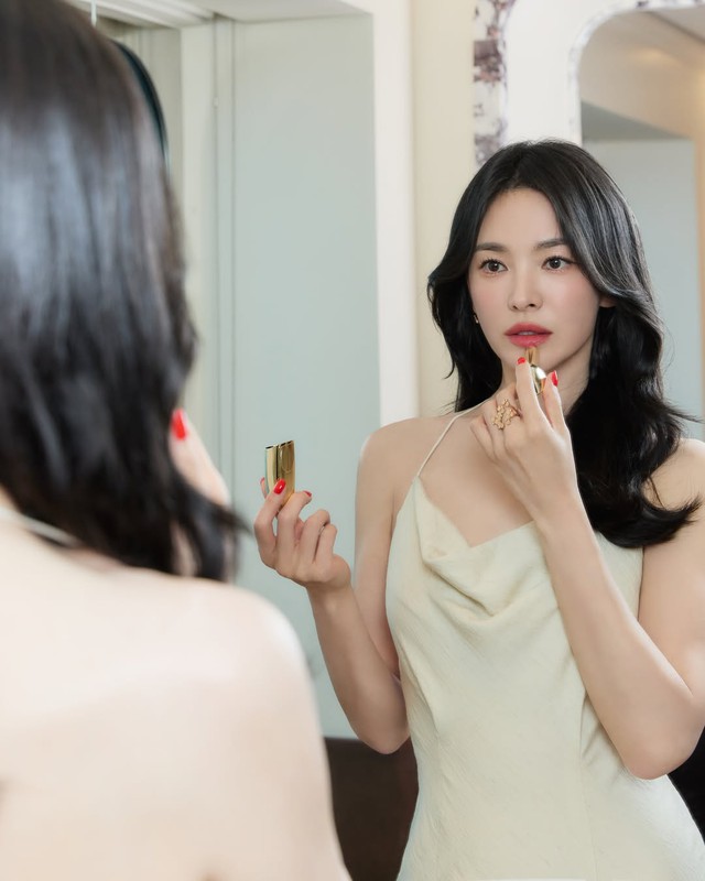 Song Hye Kyo thế m&agrave; lại hay!- Ảnh 4.