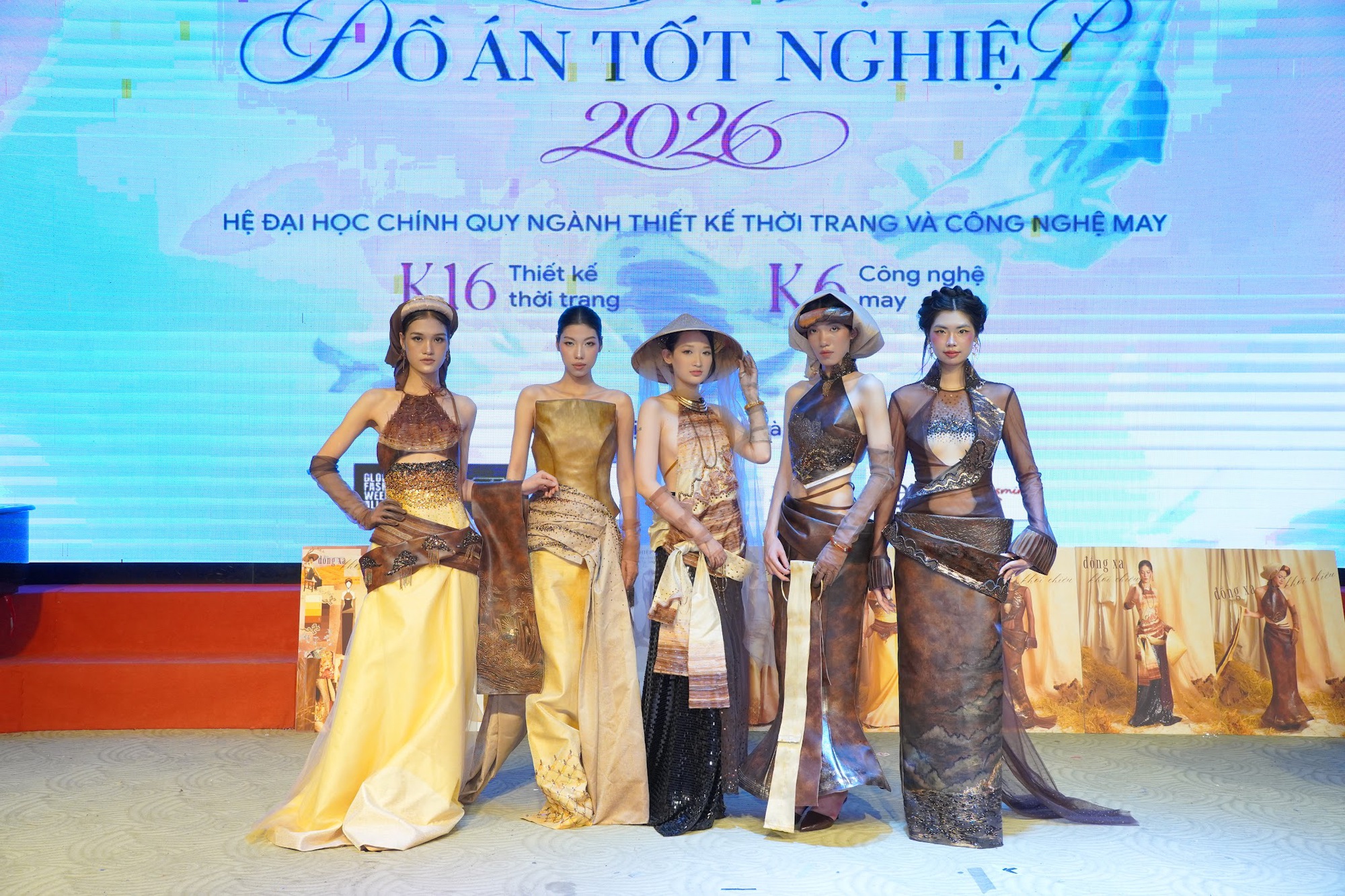 Kh&ocirc;ng chỉ l&agrave; đồ &aacute;n tốt nghiệp, thế hệ nh&agrave; thiết kế trẻ đang kể những c&acirc;u chuyện mới bằng thời trang - Ảnh 4.