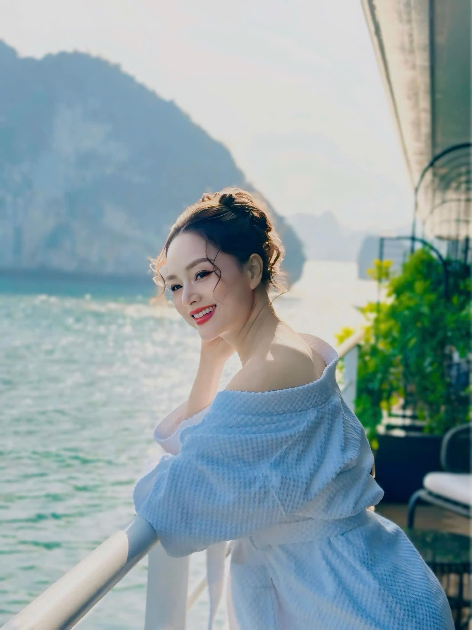 Mẹ đơn th&acirc;n l&agrave; "mỹ nh&acirc;n phim giờ v&agrave;ng", một m&igrave;nh nu&ocirc;i 2 con trong căn nh&agrave; 100m2 gần Hồ T&acirc;y- Ảnh 2.