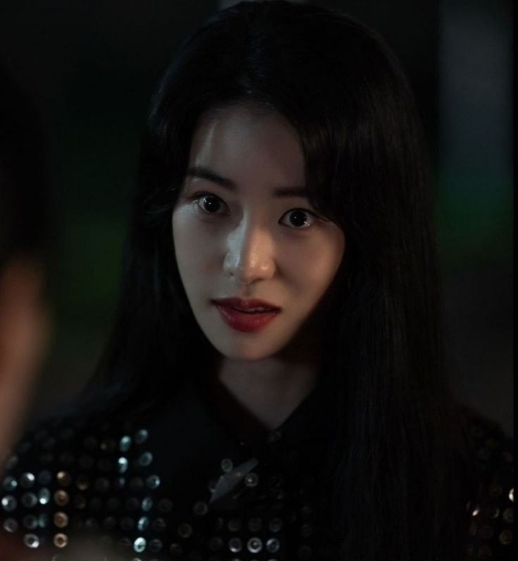 Điểm sai tr&ecirc;n gương mặt Lim Ji Yeon- Ảnh 10.