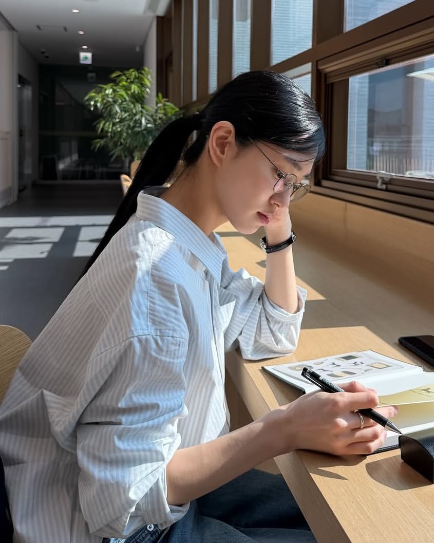 3 con gi&aacute;p nhận tin vui trong th&aacute;ng 6 - Ảnh 1.