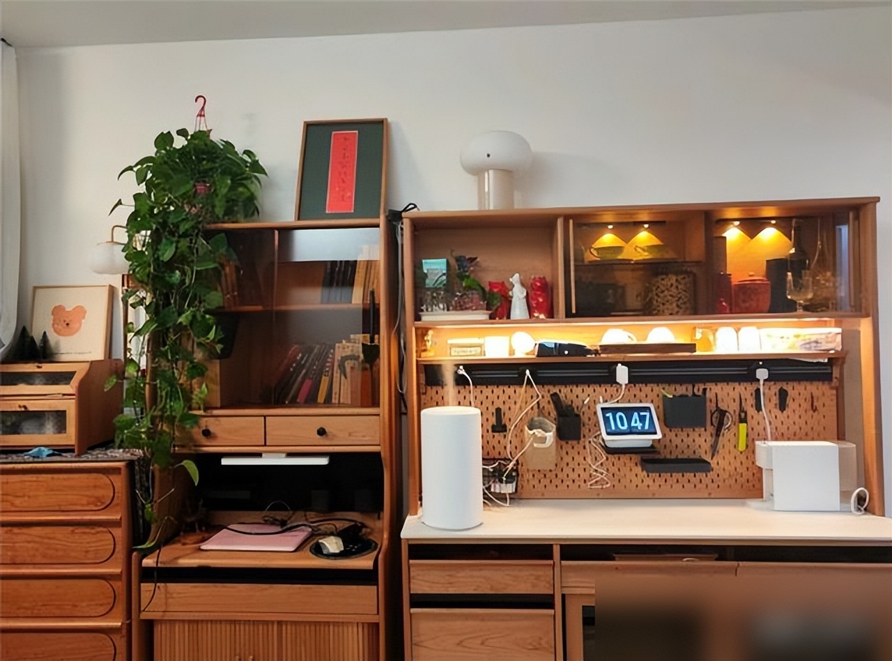 Căn hộ chỉ 30m&sup2; của gia đ&igrave;nh 3 người khiến nhiều người ngỡ ng&agrave;ng: Kh&ocirc;ng thừa một m&eacute;t vu&ocirc;ng n&agrave;o, sống gọn m&agrave; vẫn đủ đầy - Ảnh 4.