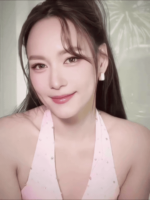 Chị đại showbiz "hack tuổi thần sầu", nh&igrave;n style kh&ocirc;ng ai nghĩ U45- Ảnh 1.