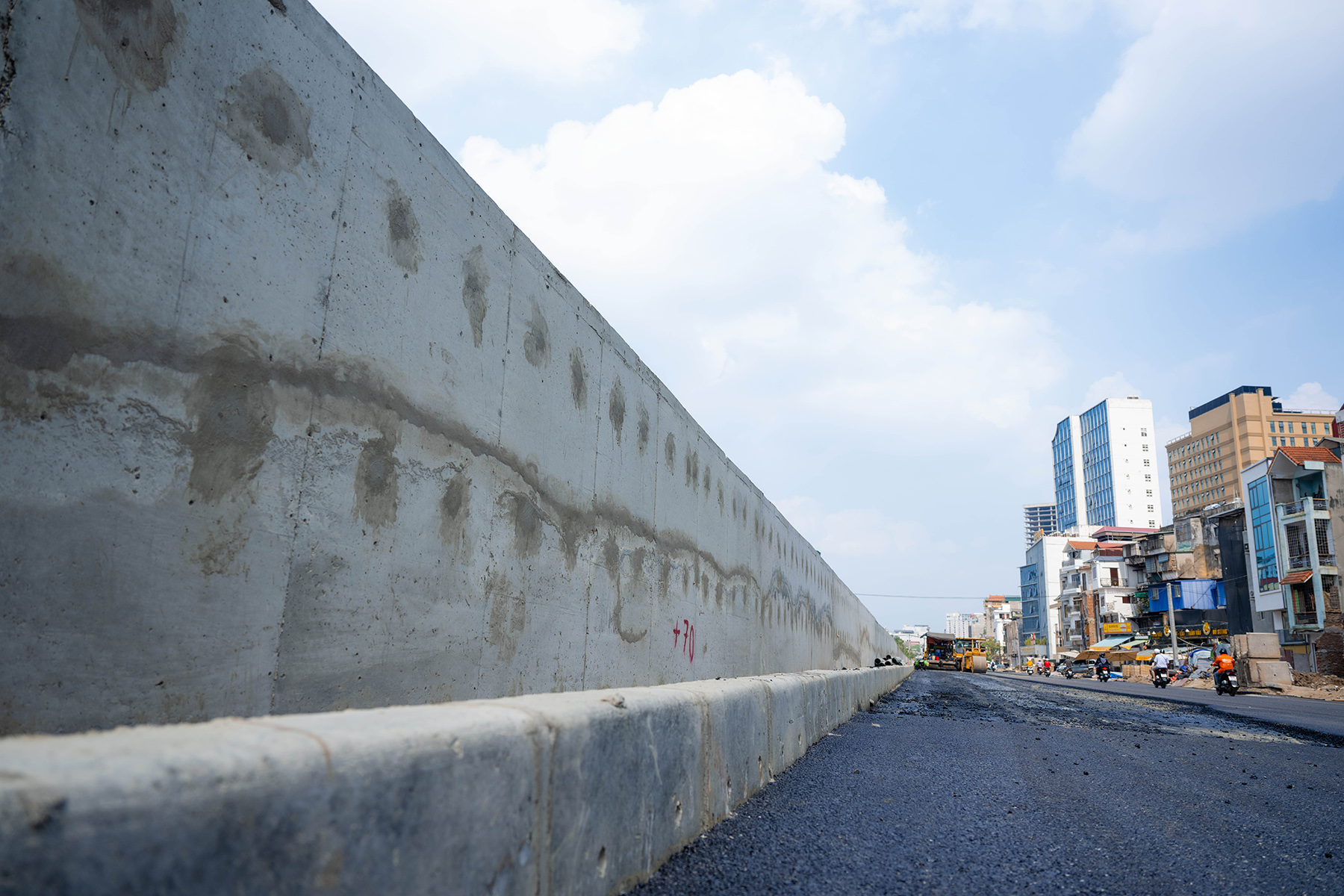 H&agrave; Nội: Diện mạo bất ngờ tr&ecirc;n tuyến v&agrave;nh đai 1 Ho&agrave;ng Cầu - Voi Phục những ng&agrave;y đầu th&aacute;ng 6- Ảnh 14.