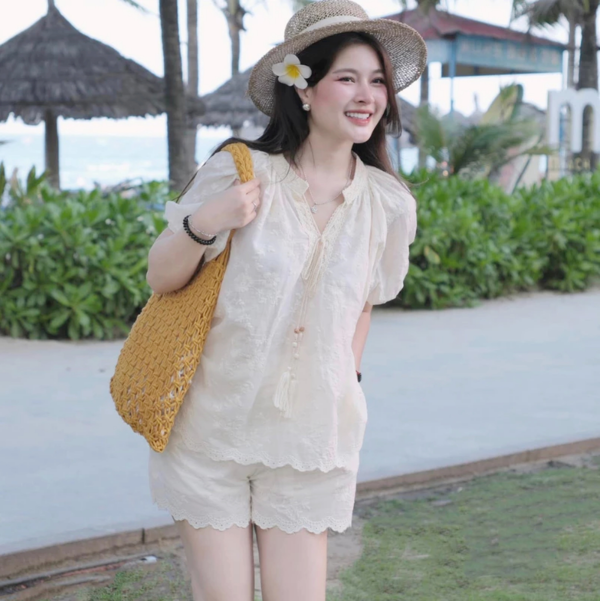 Đi l&agrave;m, đi chơi hay du lịch đều mặc được: Đ&acirc;y l&agrave; kiểu trang phục đ&aacute;ng đầu tư nhất h&egrave; n&agrave;y - Ảnh 11.