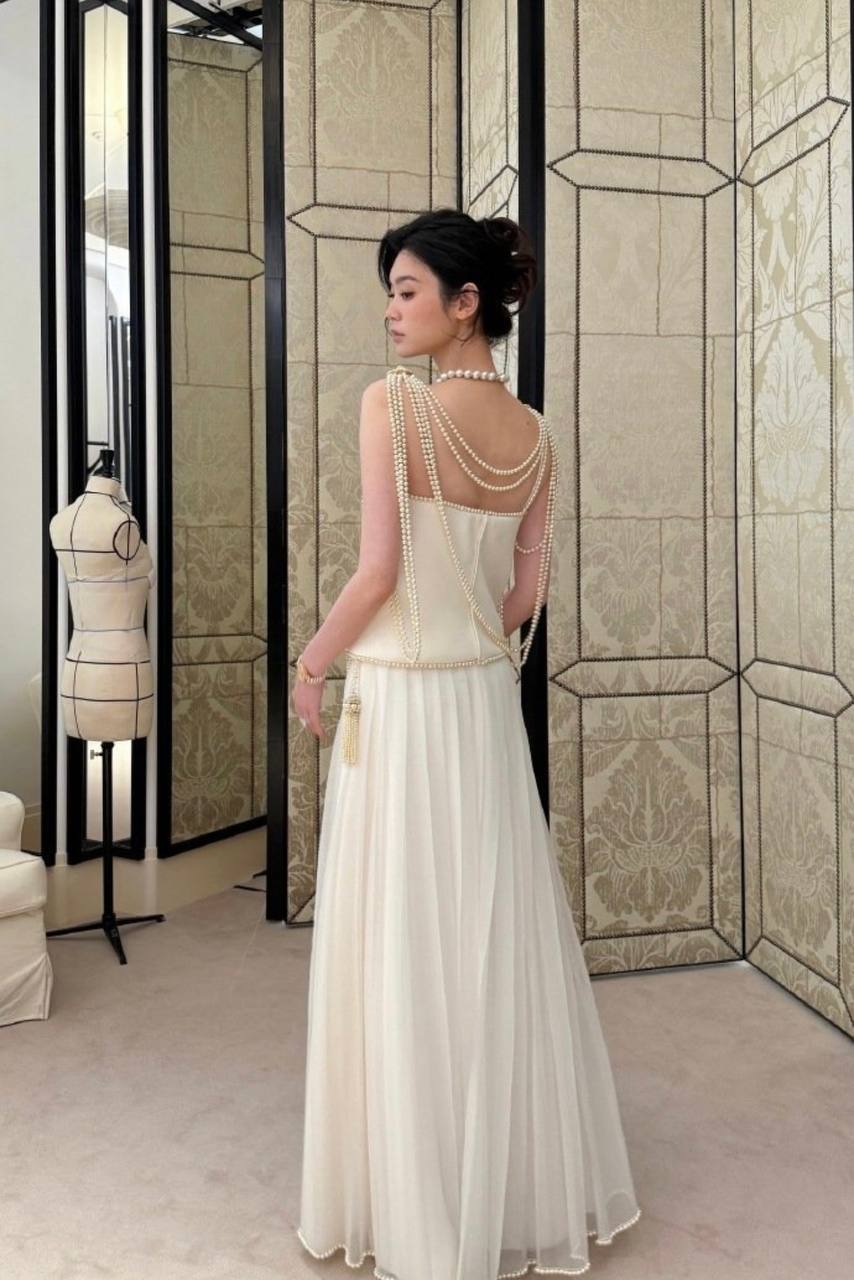 Đ&aacute;m cưới của n&agrave;ng d&acirc;u gia tộc ngh&igrave;n tỷ Hề Mộng Dao: 3 tạo h&igrave;nh đắt gi&aacute; ngang cả một gia t&agrave;i- Ảnh 16.