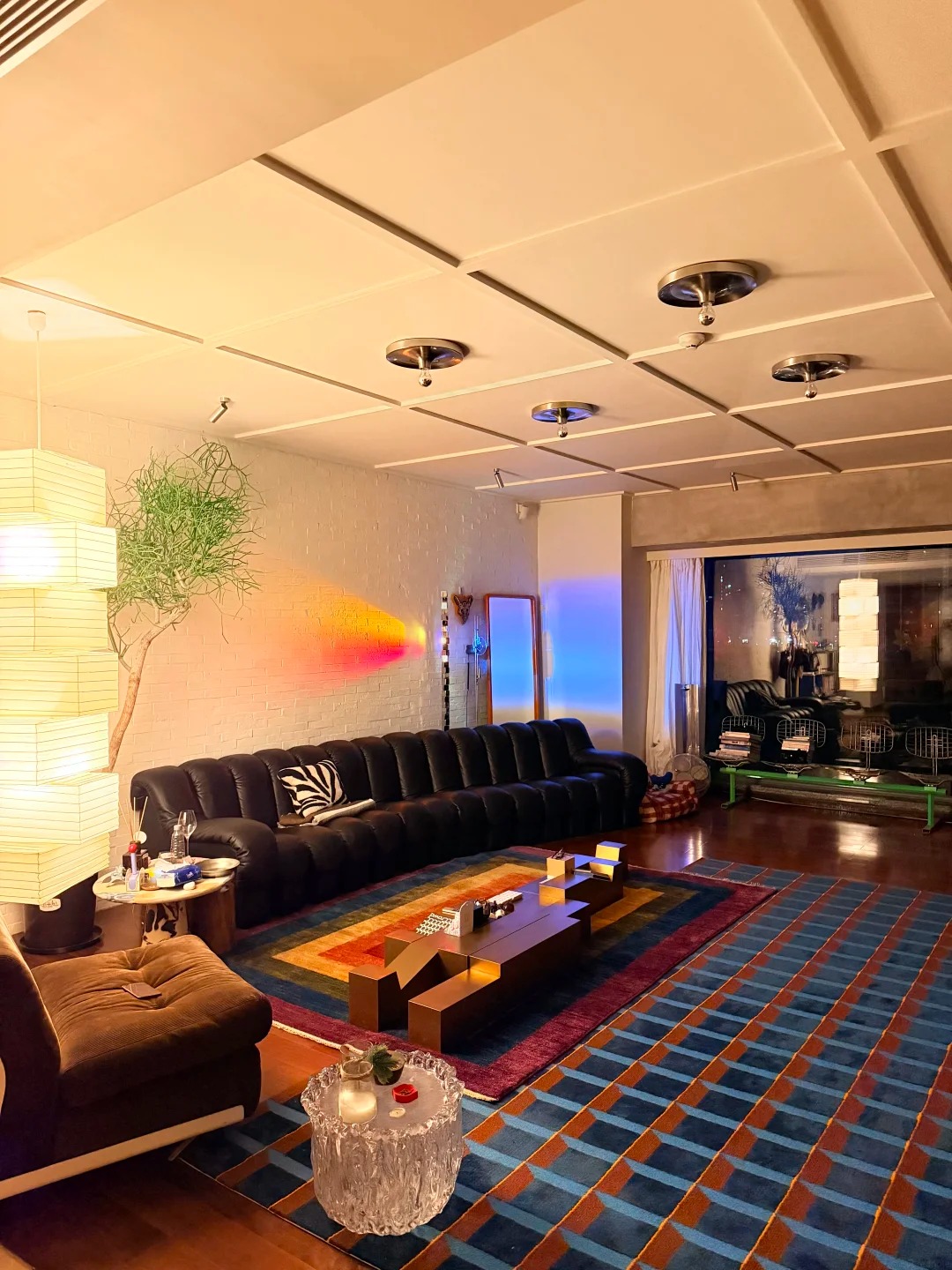 Ch&agrave;ng trai chi 2,2 tỷ decor căn hộ 250m2 để "ở nh&agrave; c&ograve;n sướng hơn ra ngo&agrave;i chơi"- Ảnh 3.