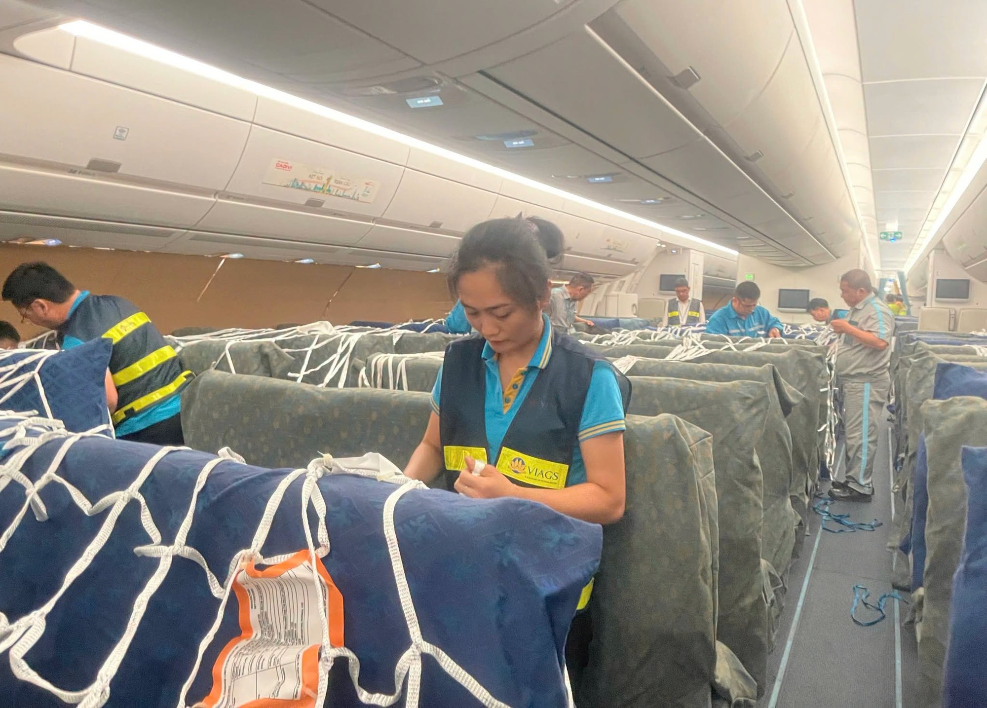 Đ&ecirc;m qua, một m&aacute;y bay Vietnam Airlines kh&ocirc;ng chở bất kỳ h&agrave;nh kh&aacute;ch n&agrave;o cất c&aacute;nh từ s&acirc;n bay Nội B&agrave;i - Ảnh 3.