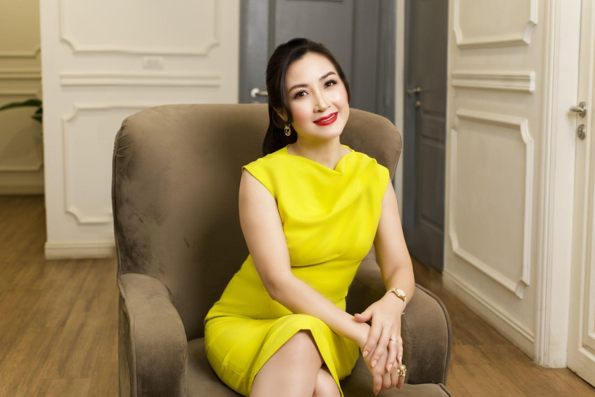 Mỹ nh&acirc;n Việt duy nhất kh&ocirc;ng được l&ecirc;n s&oacute;ng v&igrave; qu&aacute; đẹp: Visual giống cả showbiz ch&acirc;u &Aacute;, bảo sao l&agrave; Hoa hậu kh&ocirc;ng ngai- Ảnh 1.