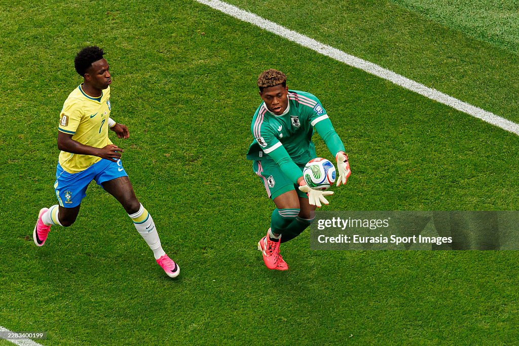 Zion Suzuki l&agrave; ai? "Người nhện" khuấy đảo World Cup, khiến d&agrave;n sao Brazil cũng phải bất lực- Ảnh 3.