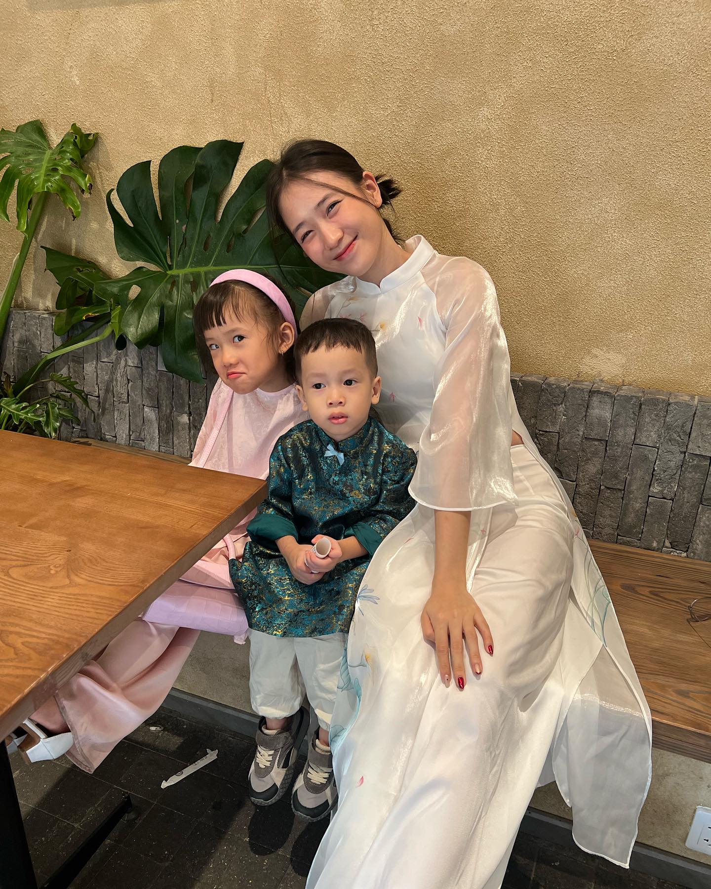 Con g&aacute;i JustaTee đ&atilde; bớt h&agrave;i, ng&agrave;y c&agrave;ng lộ r&otilde; một tương lai- Ảnh 1.