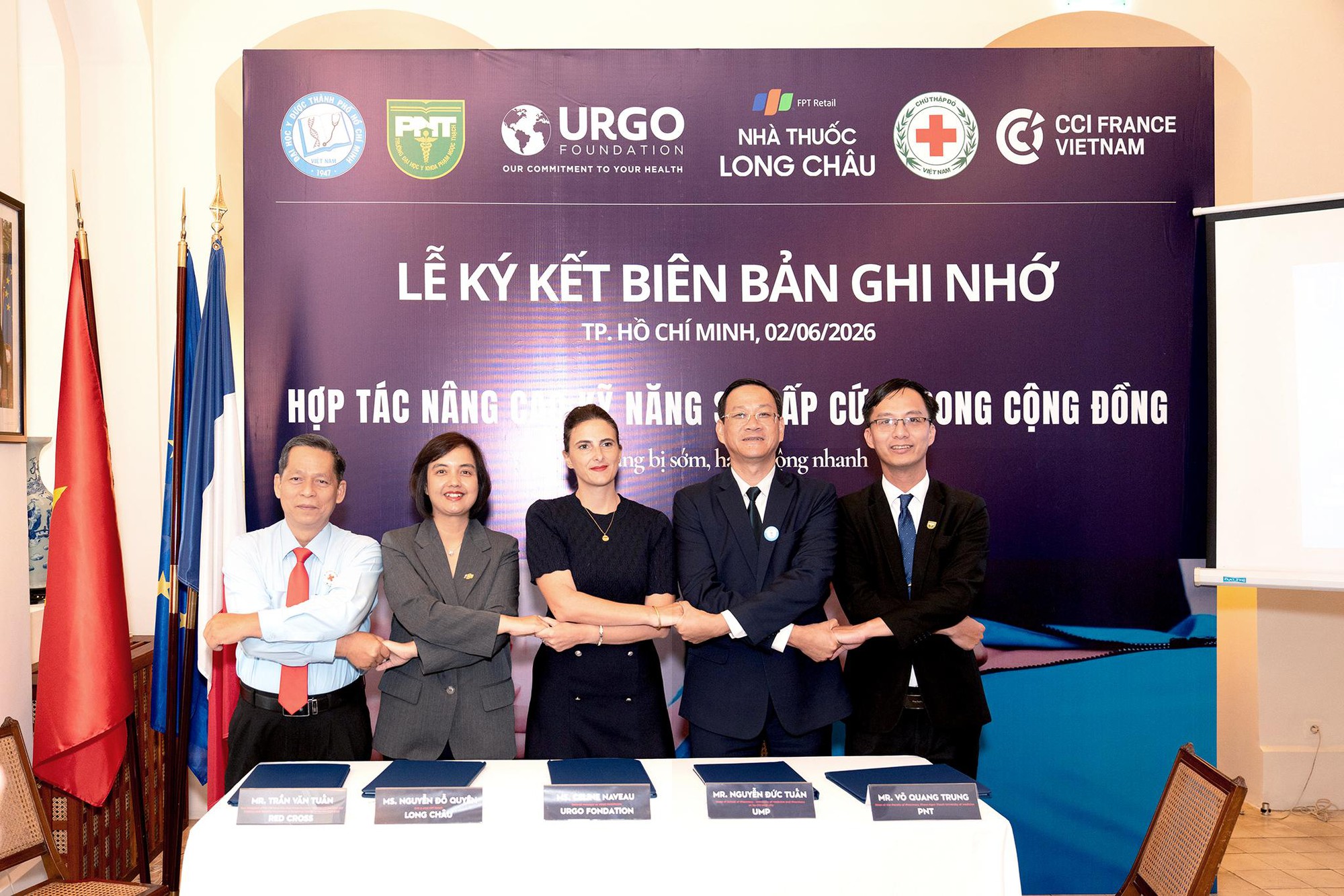 Long Ch&acirc;u x&acirc;y dựng mạng lưới hỗ trợ ứng ph&oacute; khẩn cấp, hơn 22.000 dược sĩ sẽ trở th&agrave;nh t&igrave;nh nguyện vi&ecirc;n sơ cấp cứu - Ảnh 5.