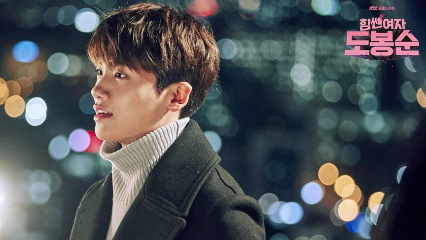 10 tổng t&agrave;i đẹp nhất H&agrave;n Quốc: Hyun Bin b&eacute;t bảng, hạng 1 kh&iacute; chất khuất phục vạn vật- Ảnh 8.