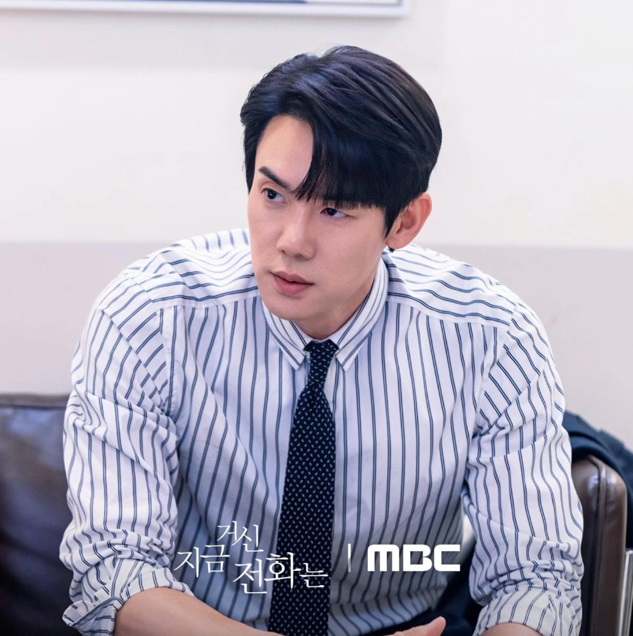 10 tổng t&agrave;i đẹp nhất H&agrave;n Quốc: Hyun Bin b&eacute;t bảng, hạng 1 kh&iacute; chất khuất phục vạn vật- Ảnh 9.