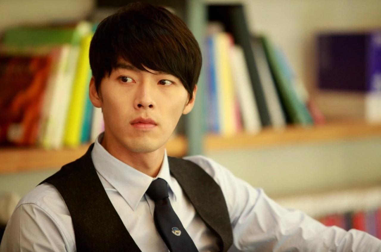 10 tổng t&agrave;i đẹp nhất H&agrave;n Quốc: Hyun Bin b&eacute;t bảng, hạng 1 kh&iacute; chất khuất phục vạn vật- Ảnh 10.