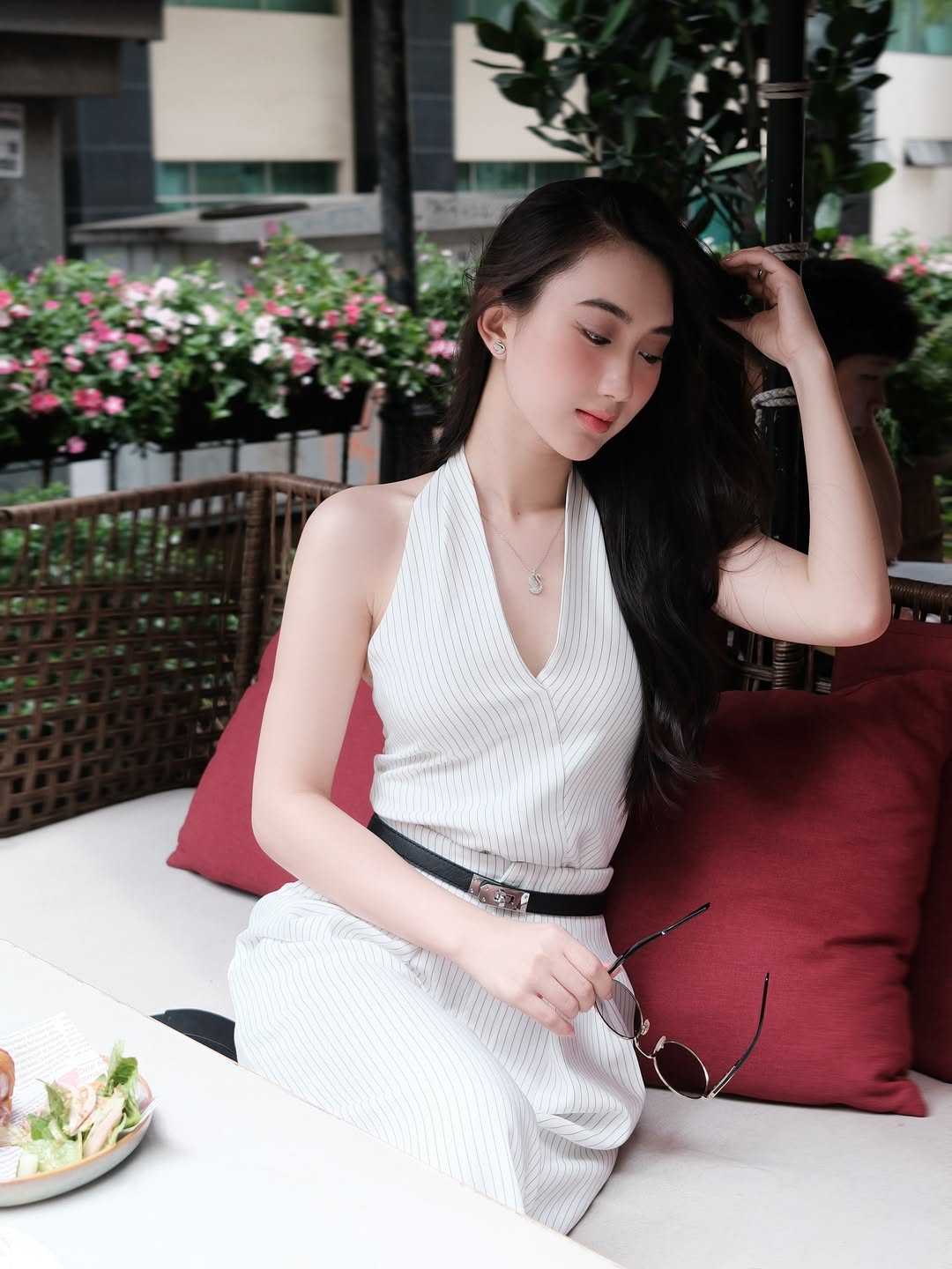 "Tiểu tam" g&acirc;y sốt phim giờ v&agrave;ng VTV: Gương mặt qu&aacute; ngọt ng&agrave;o, style đời thường cực cuốn - Ảnh 16.