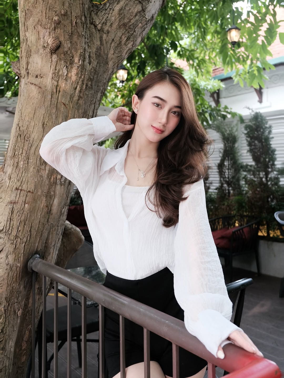 "Tiểu tam" g&acirc;y sốt phim giờ v&agrave;ng VTV: Gương mặt qu&aacute; ngọt ng&agrave;o, style đời thường cực cuốn - Ảnh 9.
