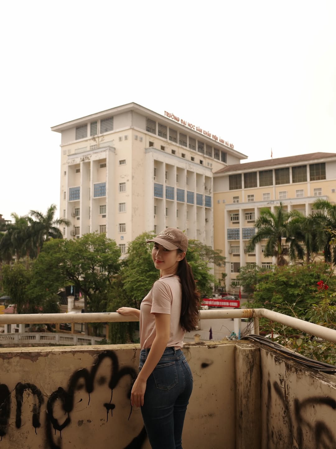 "Tiểu tam" g&acirc;y sốt phim giờ v&agrave;ng VTV: Gương mặt qu&aacute; ngọt ng&agrave;o, style đời thường cực cuốn - Ảnh 5.
