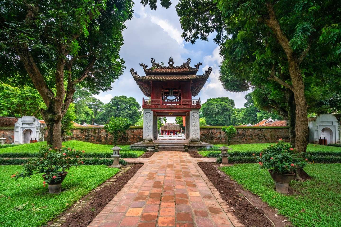 Di t&iacute;ch nổi tiếng ở H&agrave; Nội tổ chức hoạt động ri&ecirc;ng cho m&ugrave;a thi, li&ecirc;n quan tới 1 loại quả - Ảnh 1.
