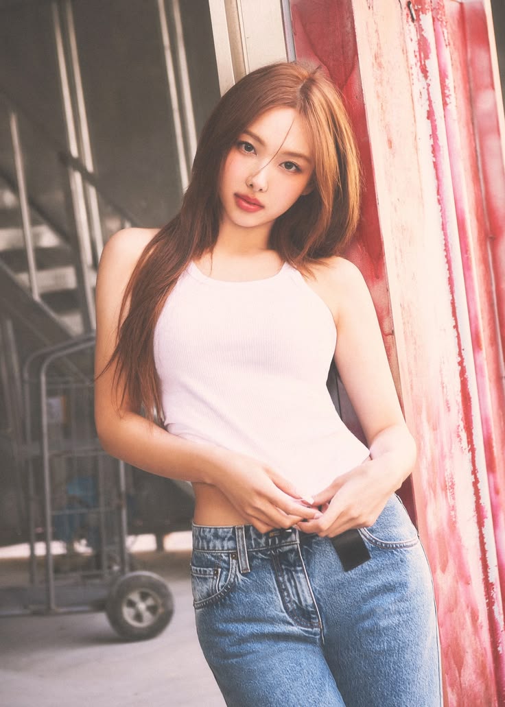 "Mỹ nữ răng thỏ" khiến cả ch&acirc;u &Aacute; si m&ecirc;: Mặt b&uacute;ng ra sữa d&ugrave; đ&atilde; 30 tuổi, style đời thường đẹp th&ocirc;i nh&eacute;- Ảnh 9.