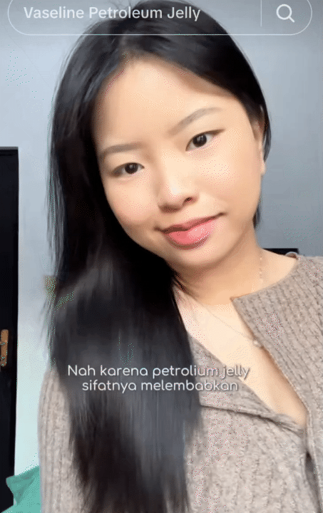 B&ocirc;i thứ n&agrave;y l&ecirc;n t&oacute;c trước khi gội đầu, t&oacute;c kh&ocirc; xơ mấy cũng mềm mượt: Hợp từ t&oacute;c nhuộm đến uốn xoăn, l&agrave;m 1 lần thấy r&otilde; kết quả- Ảnh 12.