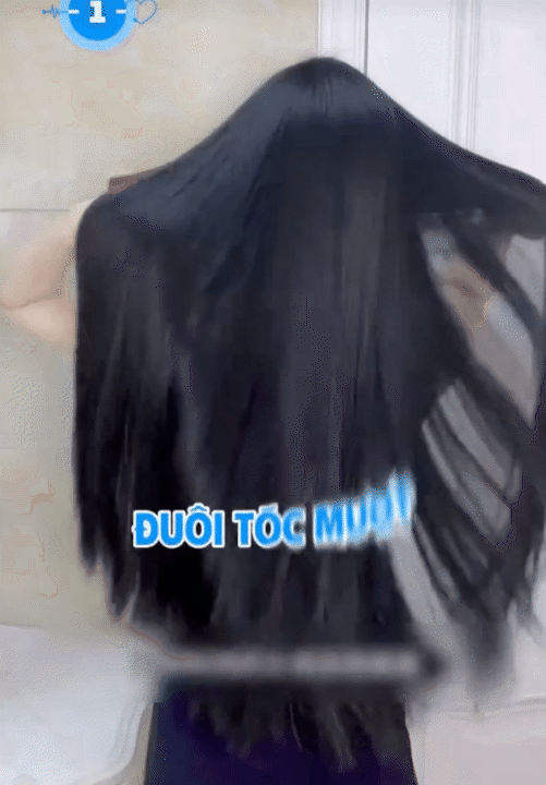 B&ocirc;i thứ n&agrave;y l&ecirc;n t&oacute;c trước khi gội đầu, t&oacute;c kh&ocirc; xơ mấy cũng mềm mượt: Hợp từ t&oacute;c nhuộm đến uốn xoăn, l&agrave;m 1 lần thấy r&otilde; kết quả- Ảnh 4.