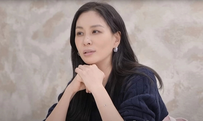 Kh&ocirc;ng thể tin nổi đ&acirc;y lại l&agrave; con trai Jang Dong Gun, nh&igrave;n m&atilde;i rồi m&agrave; vẫn thấy sốc- Ảnh 6.