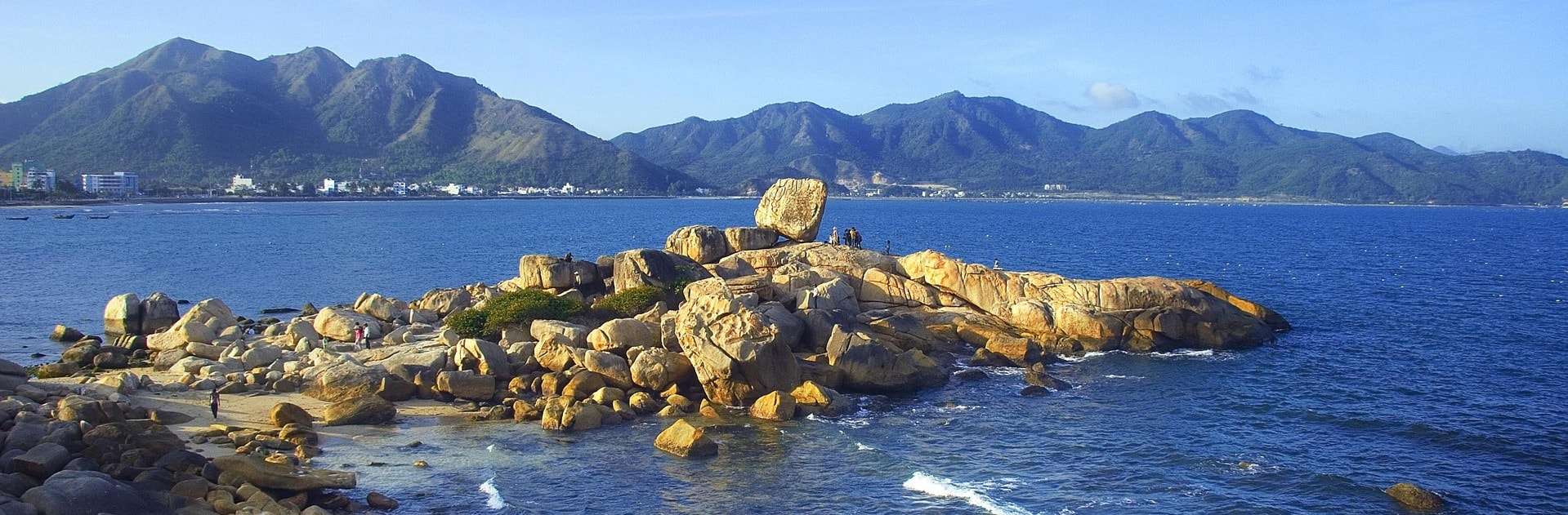 Cảnh tượng ở b&atilde;i biển Nha Trang khiến nhiều người bất ngờ, nhận x&eacute;t: Kh&ocirc;ng tin v&agrave;o mắt m&igrave;nh - Ảnh 2.