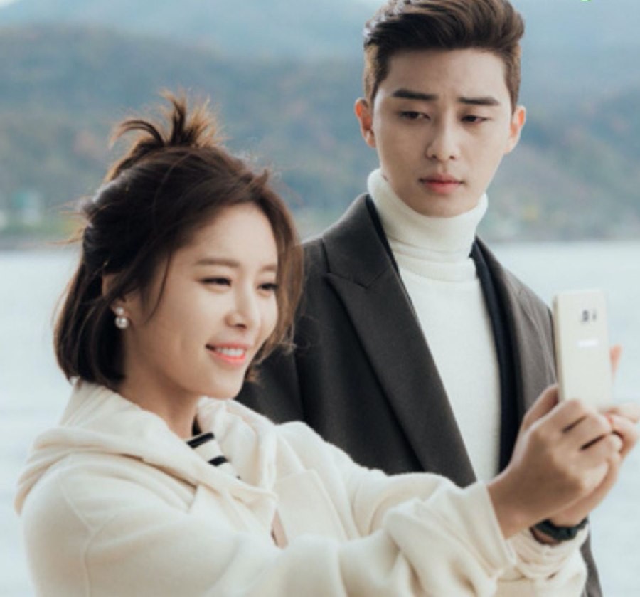 Hậu lĩnh &aacute;n t&ugrave;, Hwang Jung Eum t&oacute;c bạc đầy đầu đeo k&iacute;nh l&atilde;o bệ rạc tới mức kh&ocirc;ng ai nhận ra nổi- Ảnh 6.