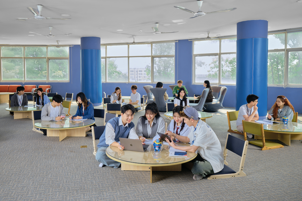 Đột nhập trường Đại học Thăng Long: Đ&ocirc; thị đại học thu nhỏ 10 điểm 10 &ldquo;kh&ocirc;ng c&oacute; nhưng&rdquo; - Ảnh 3.