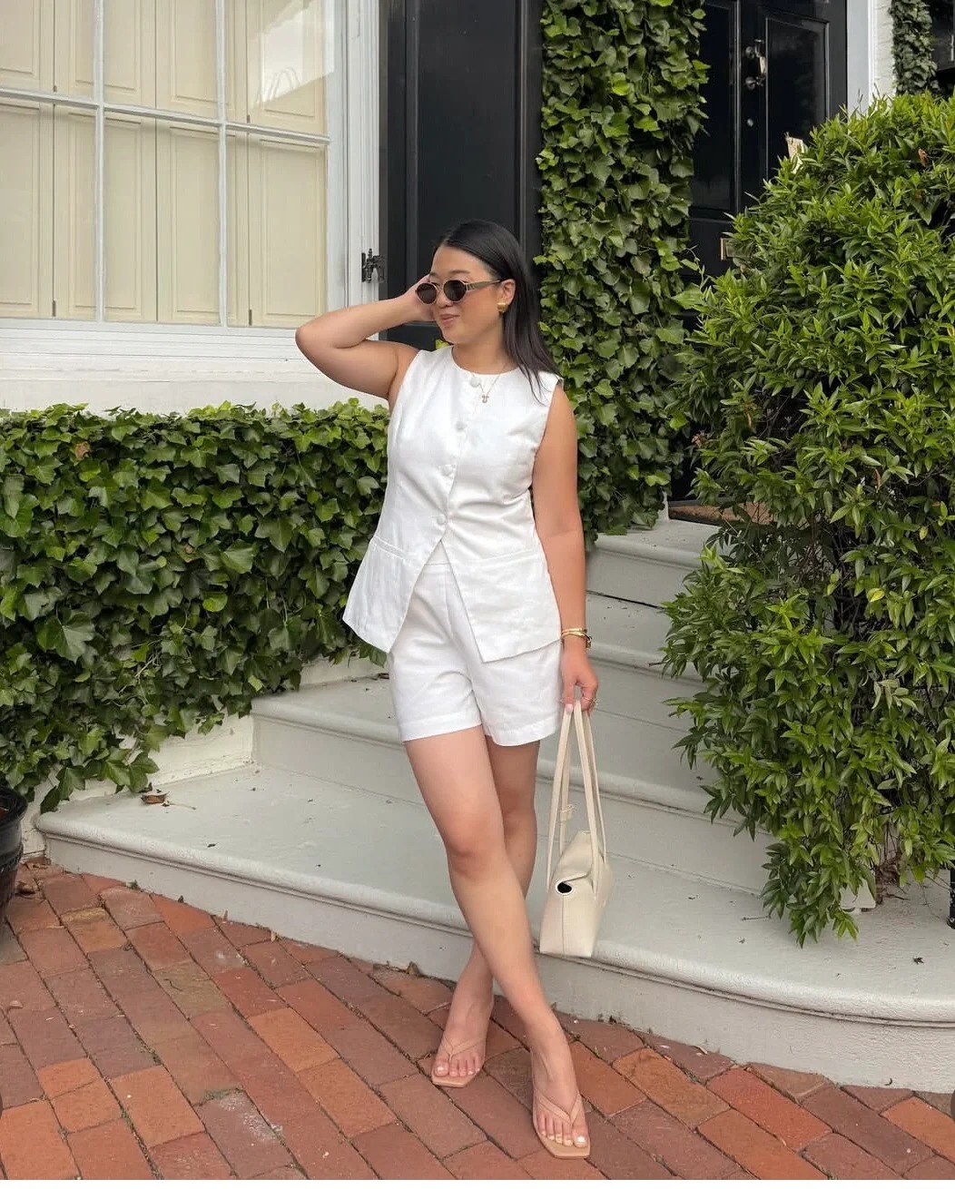 Quiet luxury m&ugrave;a h&egrave; gọi t&ecirc;n &aacute;o gile: C&agrave;ng đơn giản c&agrave;ng sang- Ảnh 11.
