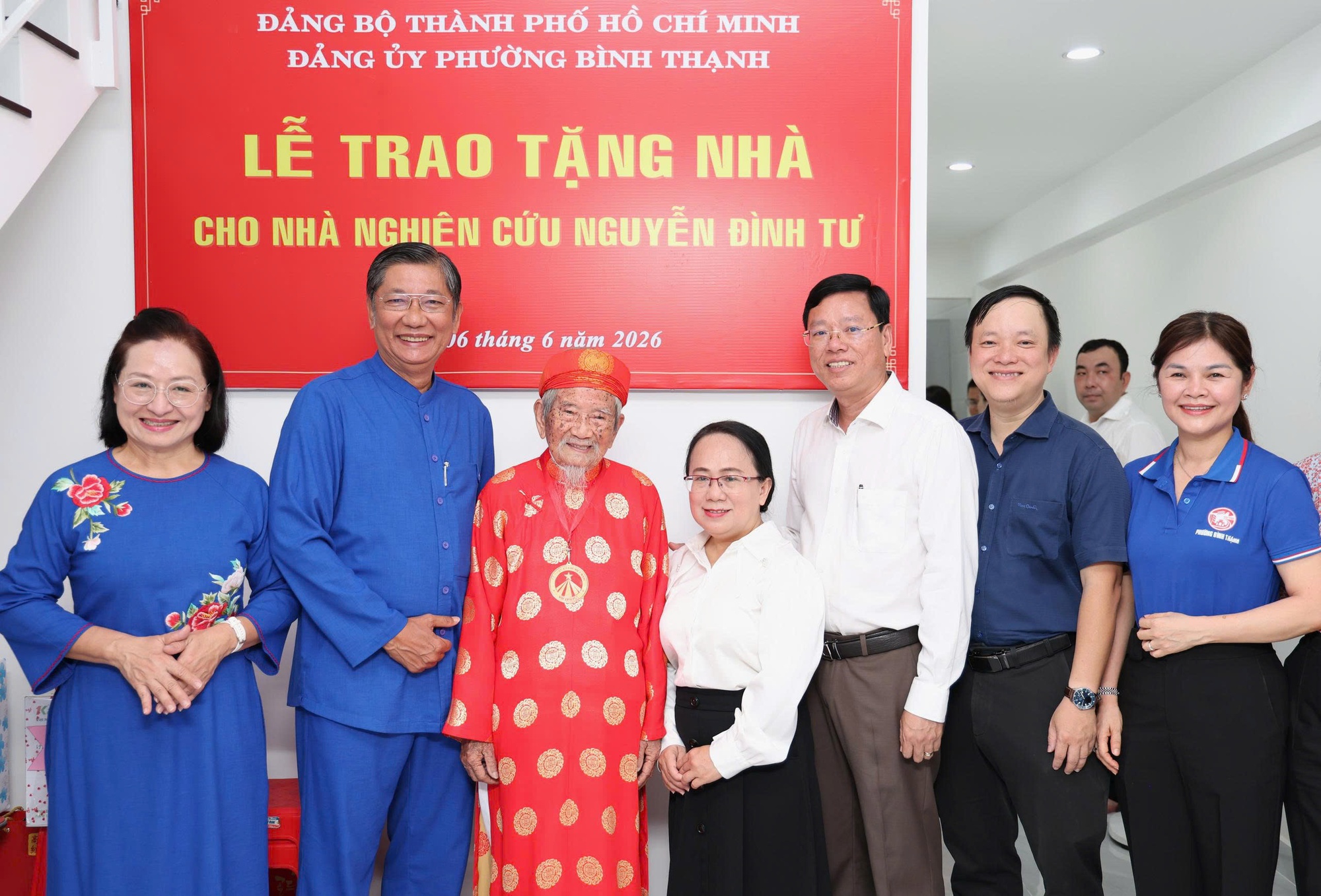 TPHCM trao căn hộ cho nhà nghiên cứu Nguyễn Đình Tư - Ảnh 7.