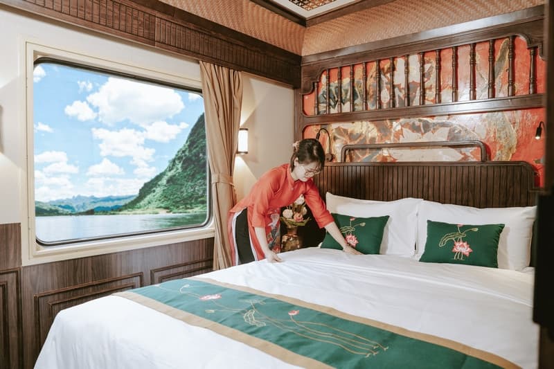 Chuyến tàu Việt Nam 2 khách Tây mua vé hơn 500 triệu: Chạy 8 ngày 7 đêm, phòng như khách sạn thu nhỏ - Ảnh 10.