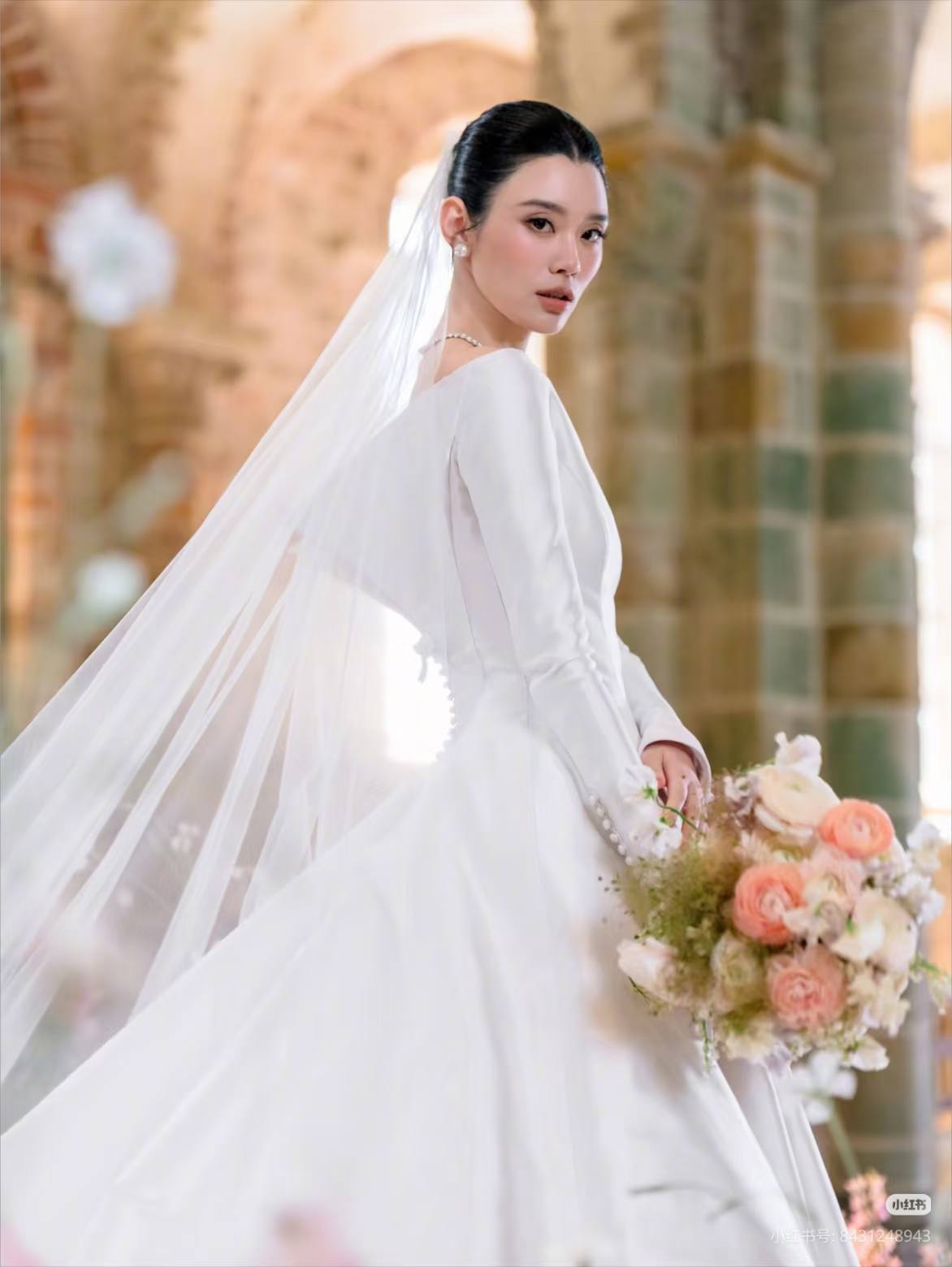 H&ocirc;n lễ của thiếu gia - &ldquo;thi&ecirc;n thần&rdquo; tưởng h&agrave;o nho&aacute;ng nhưng lại kh&ocirc;ng được nh&agrave; chồng h&agrave;o m&ocirc;n coi trọng- Ảnh 1.