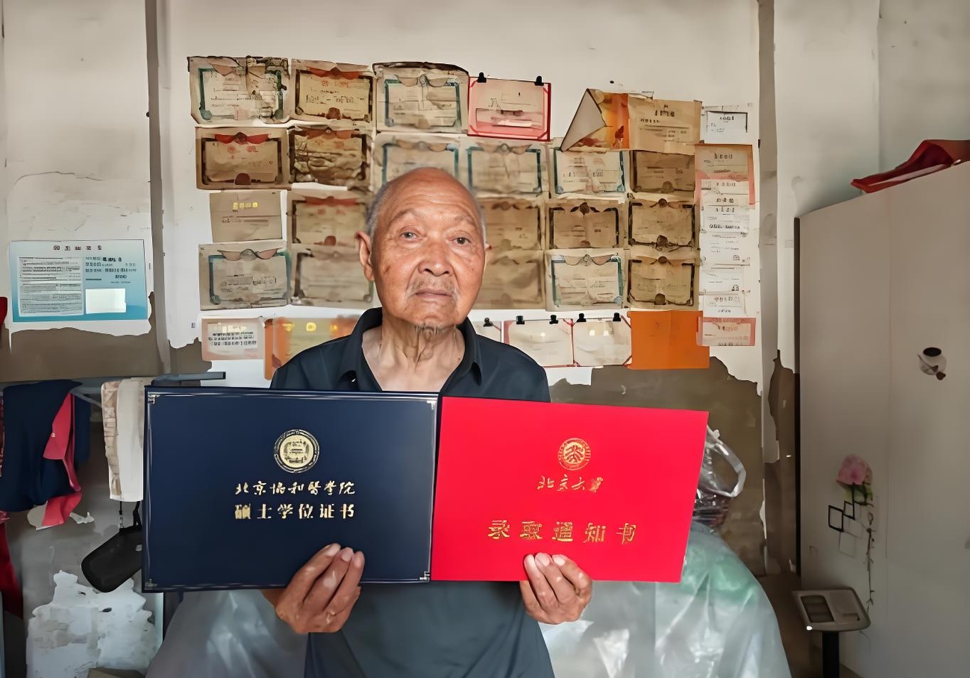 Ph&aacute;t hiện nam sinh r&ograve;ng r&atilde; 12 năm đi từ trường nghề đến học vị Tiến sĩ Đại học Bắc Kinh- Ảnh 2.