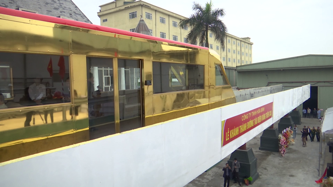 Việt Nam vừa c&oacute; đo&agrave;n t&agrave;u d&aacute;t v&agrave;ng được chạy thử dưới l&ograve;ng đất, thiết kế chở được 80 kh&aacute;ch - Ảnh 2.
