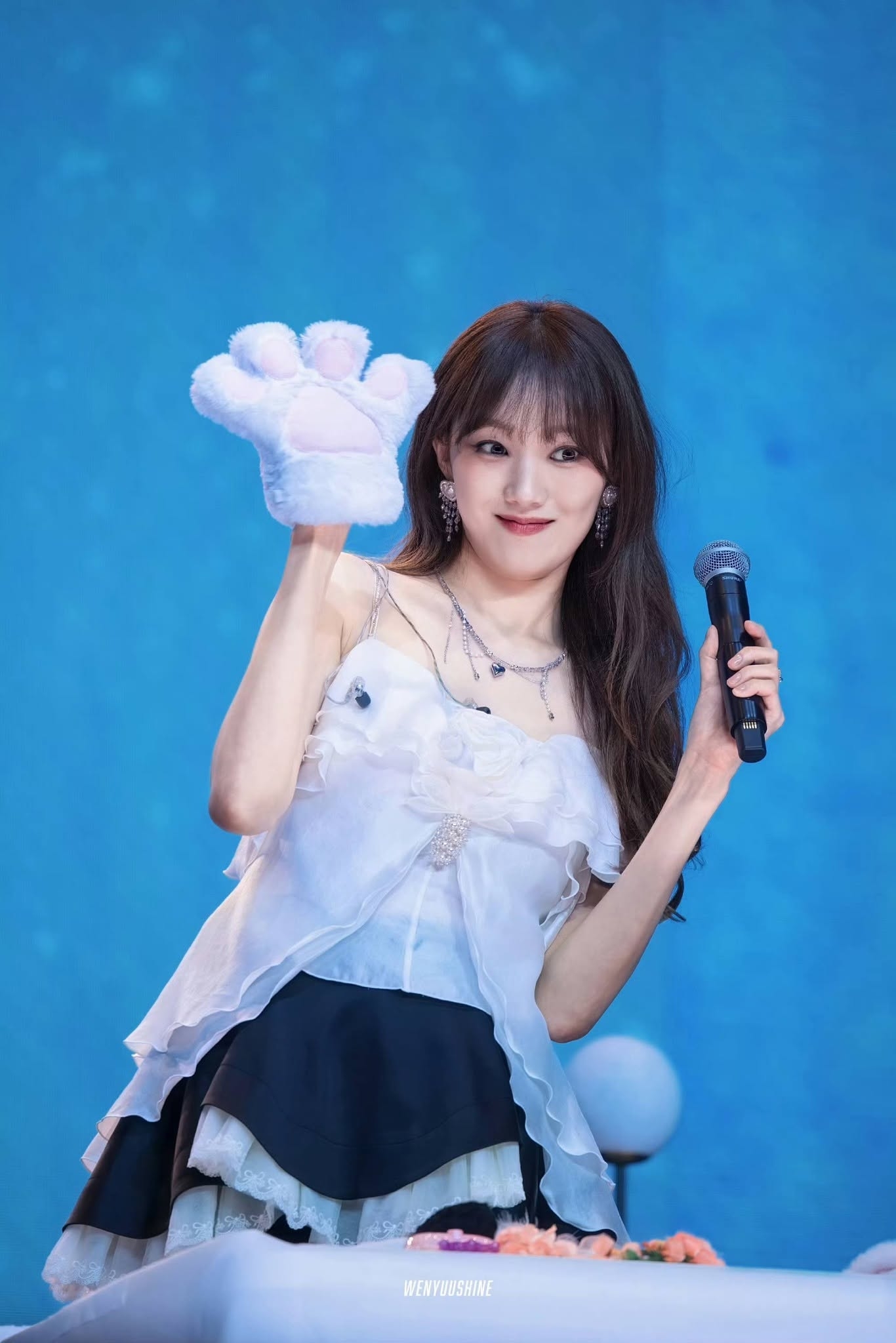 Đi fan-meeting của mỹ nhân này tưởng vừa ngắm hết người đẹp thiên hạ: Mỗi dáng vẻ phong thần 1 kiểu, thiên sứ giữa trần gian- Ảnh 9. Đi fan-meeting của mỹ nhân này tưởng vừa ngắm hết người đẹp thiên hạ: Mỗi dáng vẻ phong thần 1 kiểu, thiên sứ giữa trần gian- Ảnh 9.
