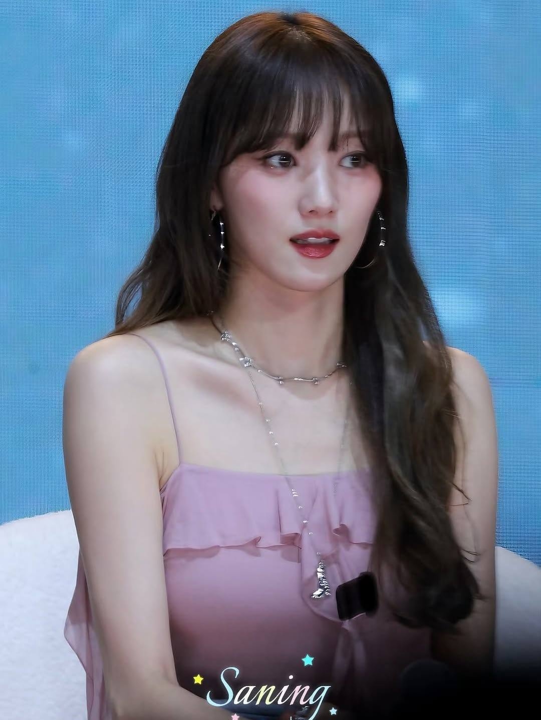 Đi fan-meeting của mỹ nhân này tưởng vừa ngắm hết người đẹp thiên hạ: Mỗi dáng vẻ phong thần 1 kiểu, thiên sứ giữa trần gian- Ảnh 1. Đi fan-meeting của mỹ nhân này tưởng vừa ngắm hết người đẹp thiên hạ: Mỗi dáng vẻ phong thần 1 kiểu, thiên sứ giữa trần gian- Ảnh 1.