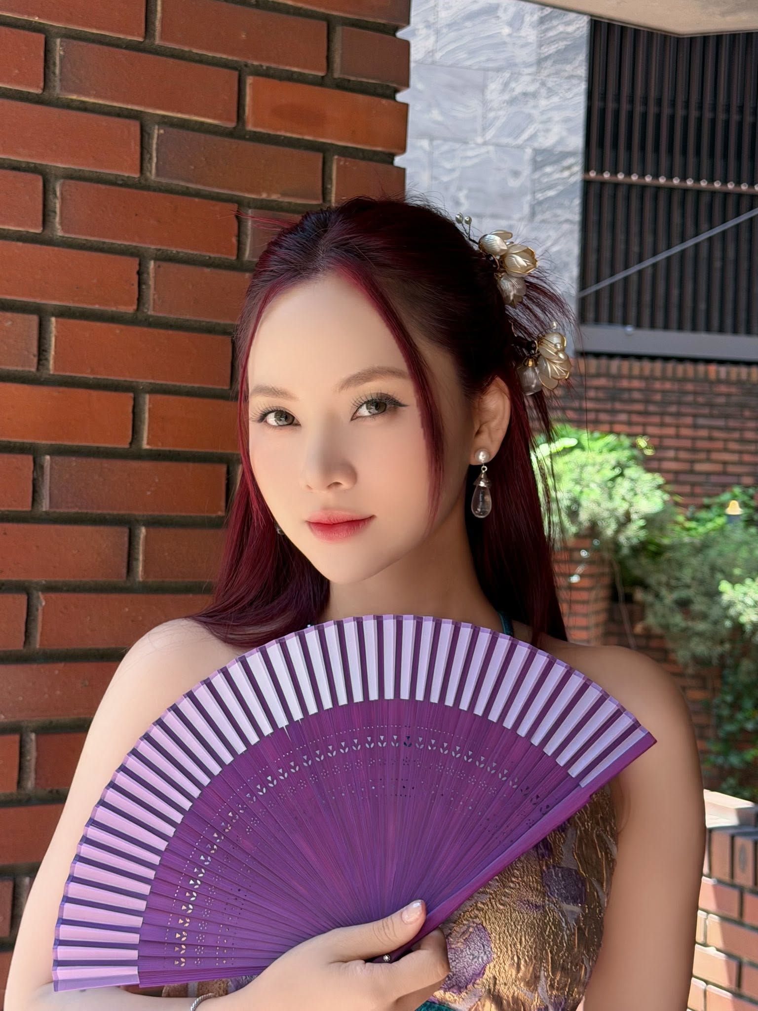 Mỹ nh&acirc;n Việt l&agrave; trường hợp lạ l&ugrave;ng của showbiz: Cứ h&aacute;t l&agrave; ra hit, kh&aacute;n giả thuộc l&ograve;ng từng c&acirc;u nhưng kh&ocirc;ng ai nhớ mặt- Ảnh 1.