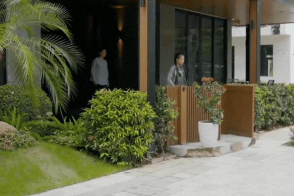 Đây là phim Việt hay nhất hiện tại không ai dám cãi: Dàn cast diễn như không diễn, khán giả khóc như mưa- Ảnh 2. Đây là phim Việt hay nhất hiện tại không ai dám cãi: Dàn cast diễn như không diễn, khán giả khóc như mưa- Ảnh 2.