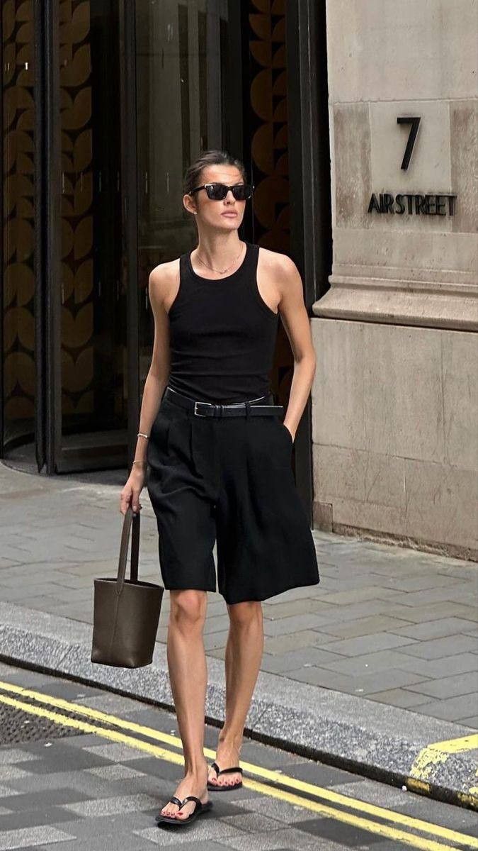 Quần shorts đang được hội &ldquo;cool girl&rdquo; n&acirc;ng tầm: Mix đ&uacute;ng kiểu vừa m&aacute;t vừa sang, mặc cả h&egrave; kh&ocirc;ng ch&aacute;n- Ảnh 21.