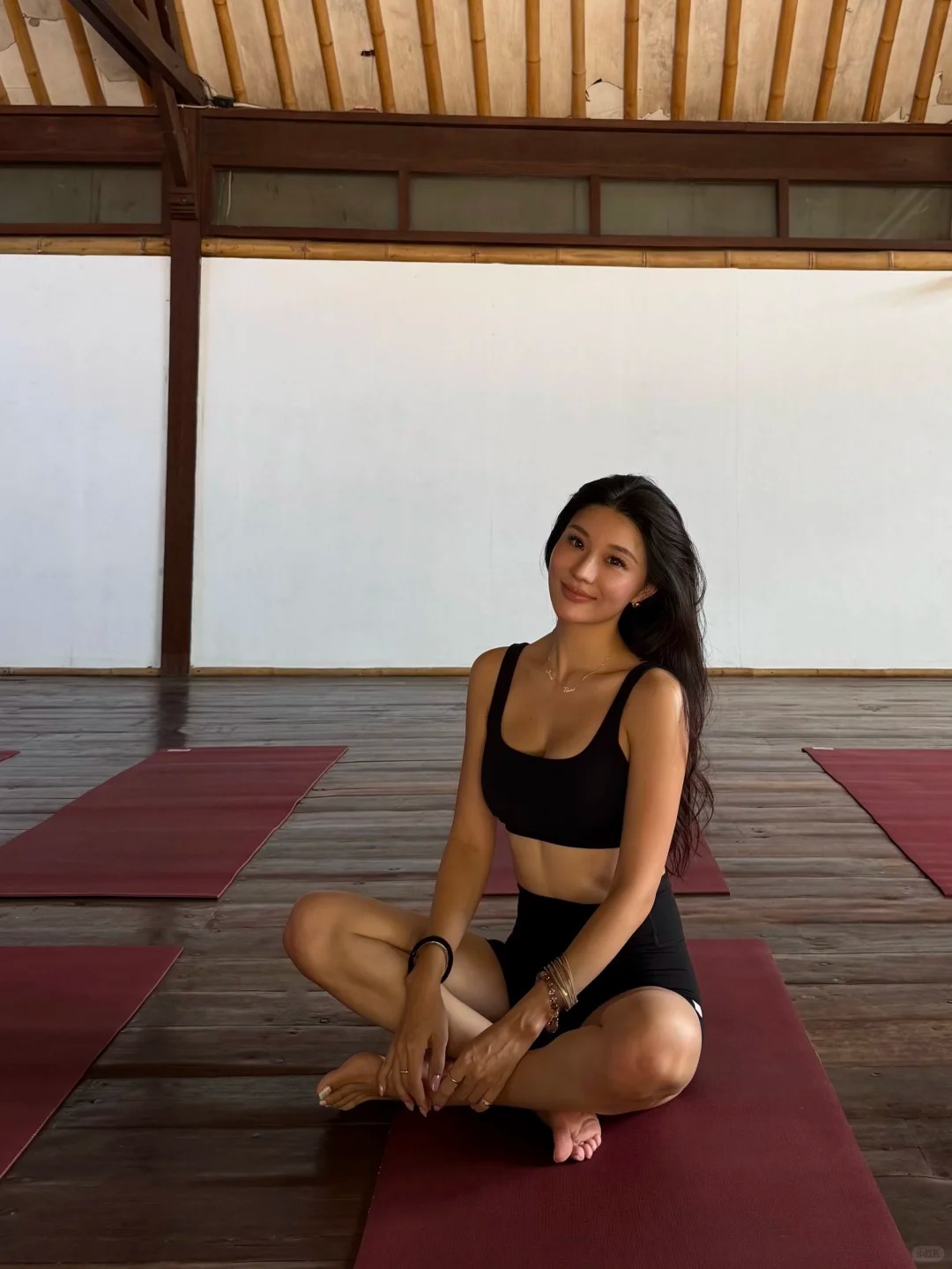 Qua rồi thời &ldquo;ph&ocirc;ng bạt&rdquo; khoe xe sang, đồ hiệu: Giờ 30 tuổi thấy ai c&oacute; 3 thứ n&agrave;y l&agrave; đẳng cấp thật sự!- Ảnh 9.