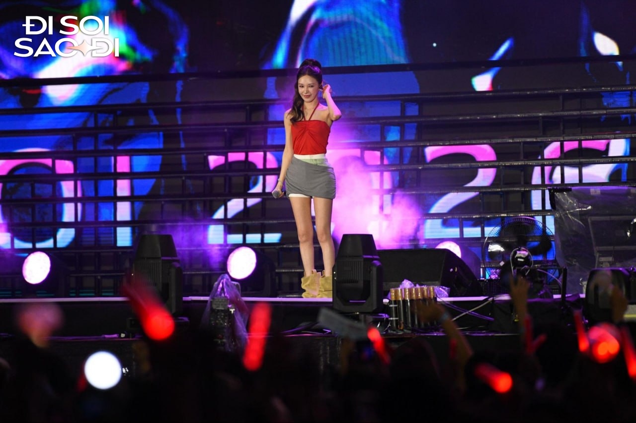 Jay Park c&ugrave;ng "d&agrave;n con cưng" LNGSHOT khiến Mỹ Đ&igrave;nh &ldquo;vỡ trận&rdquo;, Wendy - Kwon Eun Bi đẹp như ti&ecirc;n tử tại K-PULSE HANOI 2026- Ảnh 1.