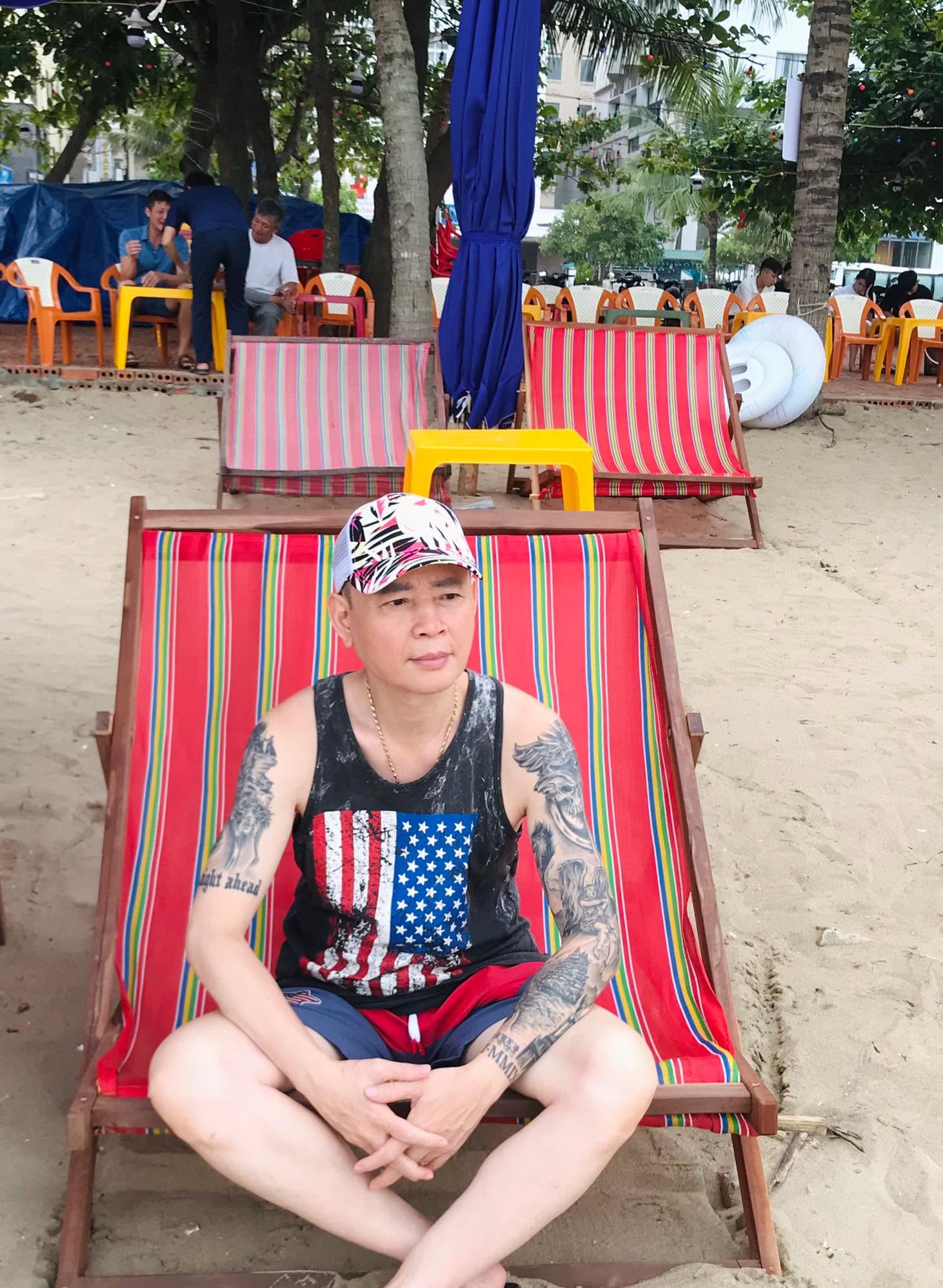 T&ugrave;ng Dương vi&ecirc;n m&atilde;n b&ecirc;n vợ 4: N&oacute;i thẳng kh&ocirc;ng biết t&aacute;n g&aacute;i, coi vợ cũ l&agrave; tri kỷ- Ảnh 2.