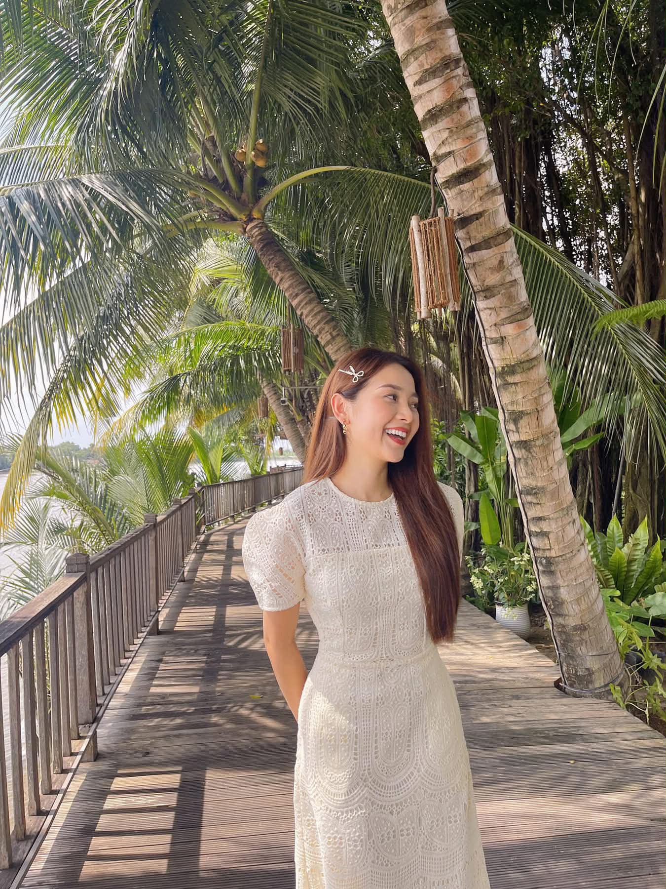 Tam Triều D&acirc;ng được khen hết lời v&igrave; 5 năm vẫn mặc một chiếc &aacute;o- Ảnh 3.