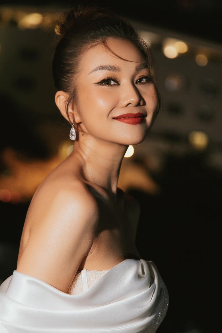 5 mỹ nhân có nụ cười đẹp nhất Việt Nam: Minh Hằng xếp sau Lan Ngọc, hạng 1 rạng rỡ hơn cả mặt trời- Ảnh 7. 5 mỹ nhân có nụ cười đẹp nhất Việt Nam: Minh Hằng xếp sau Lan Ngọc, hạng 1 rạng rỡ hơn cả mặt trời- Ảnh 7.