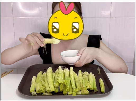 X&ocirc;n xao 1 TikToker mukbang t&ecirc;n M. SN 2005 bị tố l&agrave;m tiểu tam, c&ograve;n đề nghị vợ người ta l&agrave;m &ldquo;trợ l&yacute;&rdquo; cho m&igrave;nh- Ảnh 1.