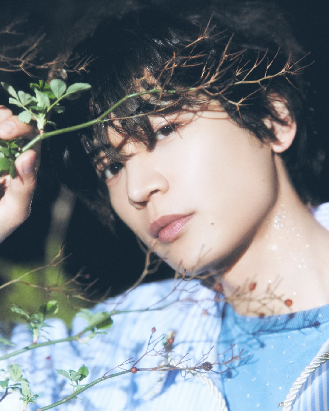 Nam thần Minho (SHINee) đổ bộ Tân Sơn Nhất: Visual đời thực sáng bừng cả sân bay- Ảnh 16. Nam thần Minho (SHINee) đổ bộ Tân Sơn Nhất: Visual đời thực sáng bừng cả sân bay- Ảnh 16.