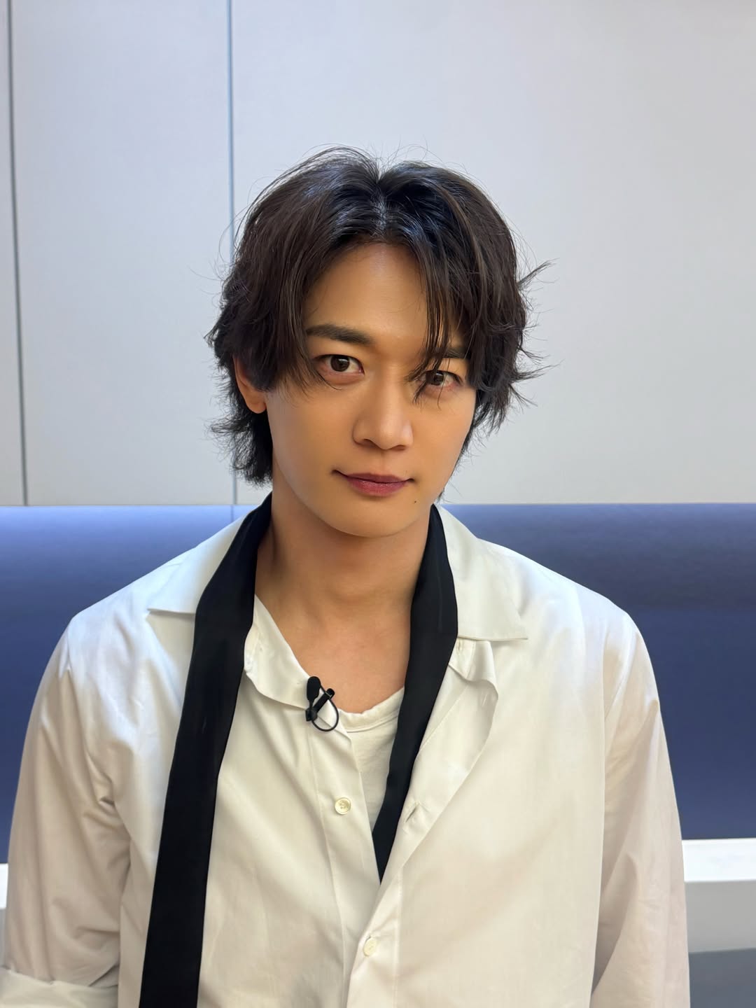 Nam thần Minho (SHINee) đổ bộ Tân Sơn Nhất: Visual đời thực sáng bừng cả sân bay- Ảnh 14. Nam thần Minho (SHINee) đổ bộ Tân Sơn Nhất: Visual đời thực sáng bừng cả sân bay- Ảnh 14.